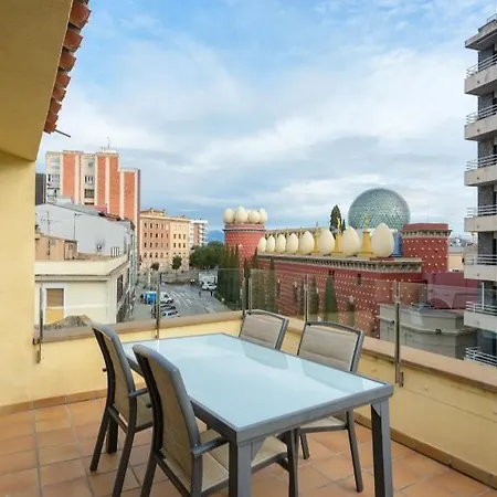 Atico Vistas Al Museo Dali - Serena Lägenhet